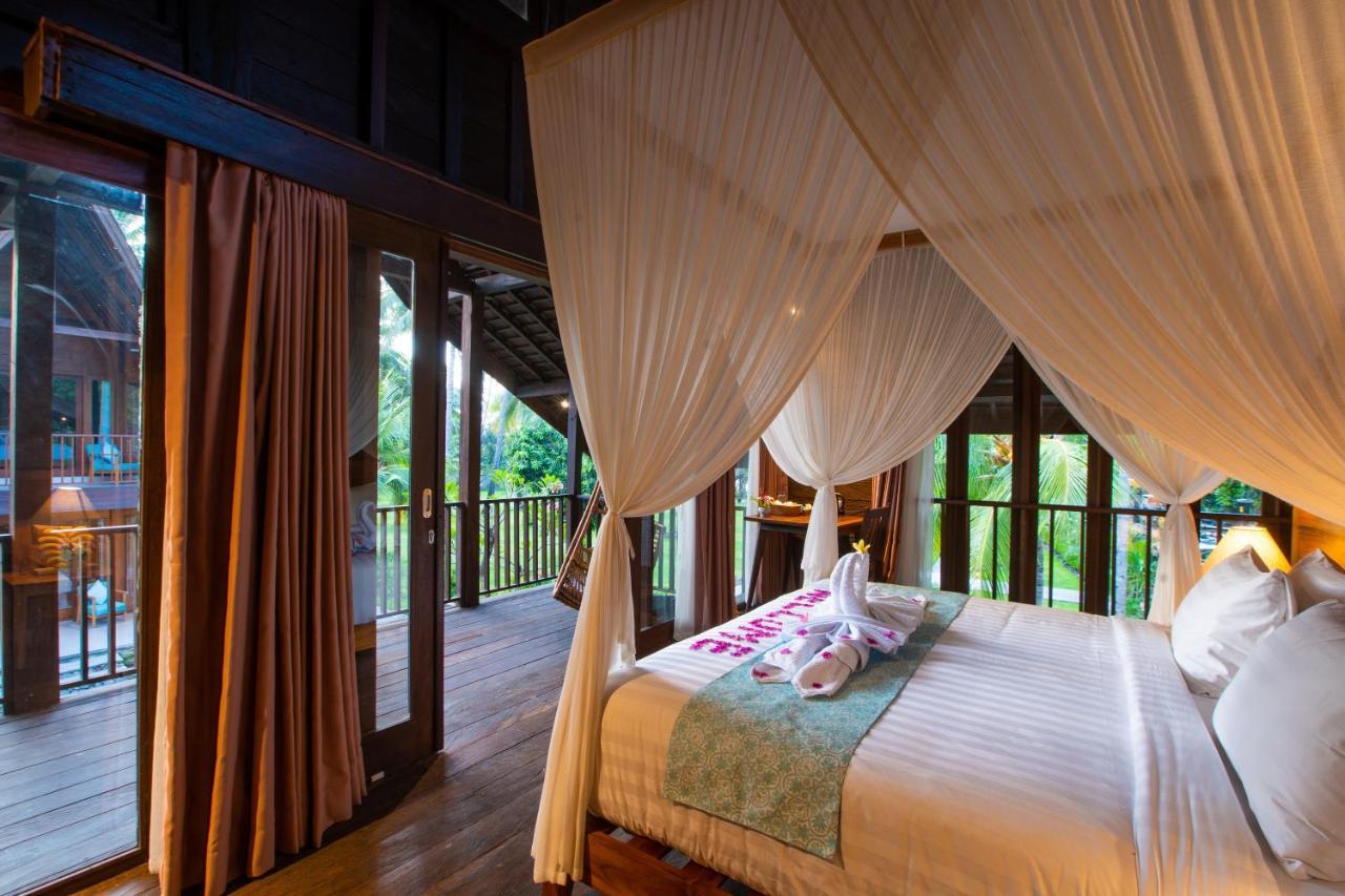 The Kirana Tembok Hotel Tejakula Exterior photo