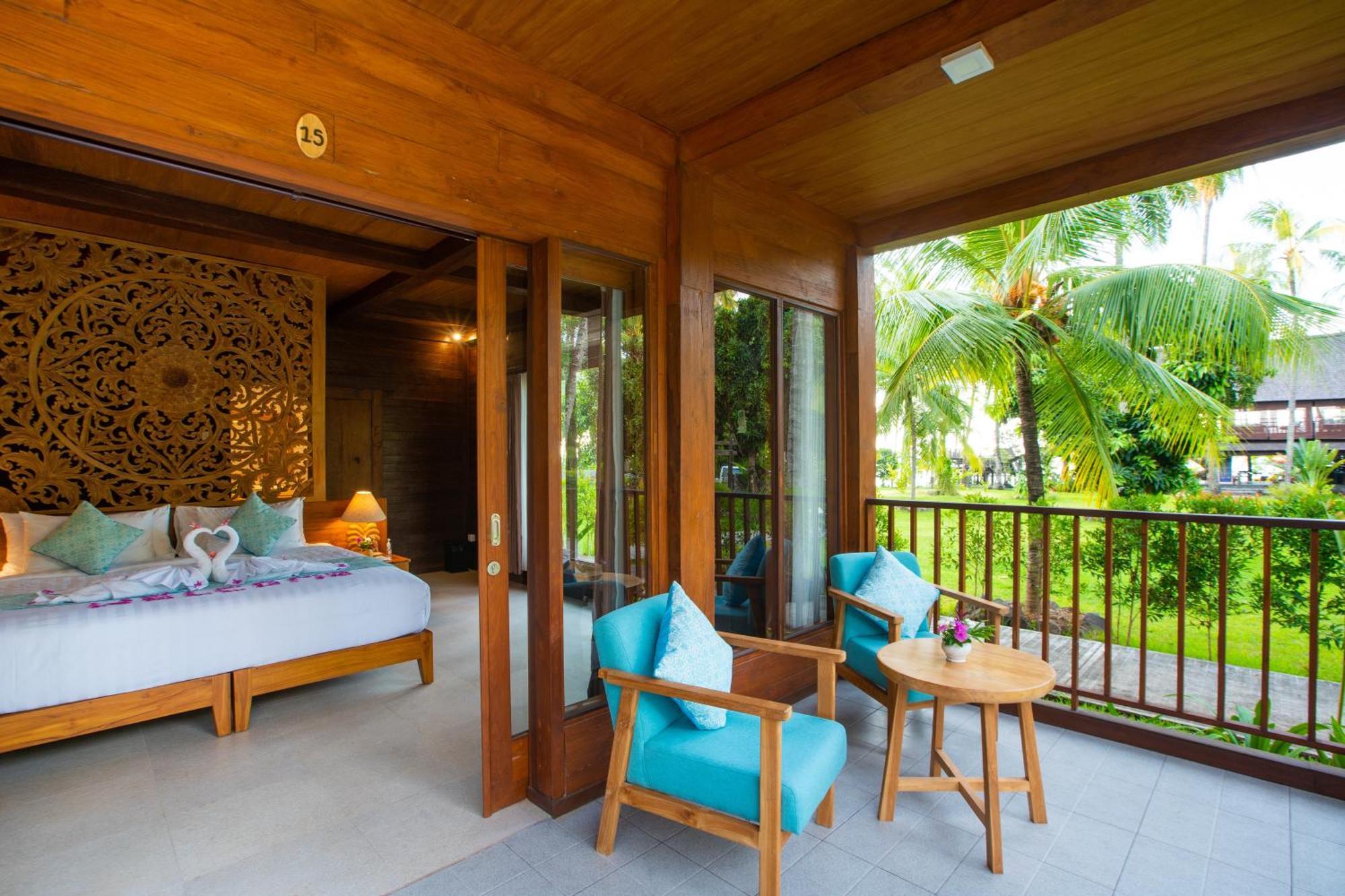 The Kirana Tembok Hotel Tejakula Exterior photo
